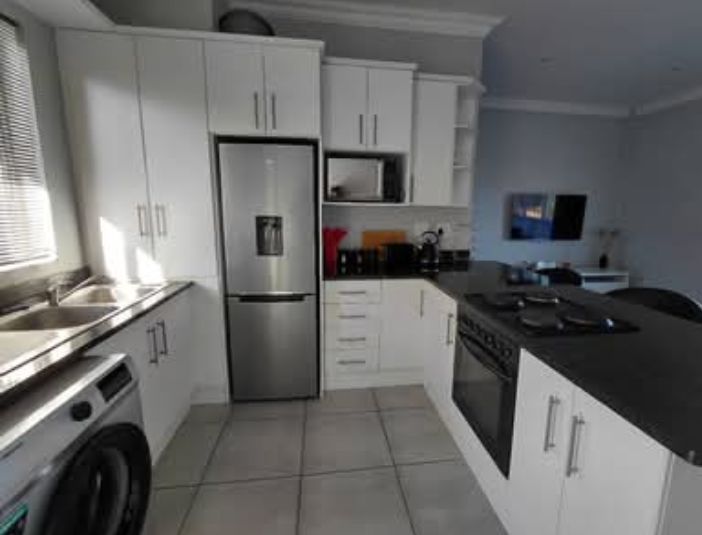 2 Bedroom Property for Sale in Humewood Eastern Cape